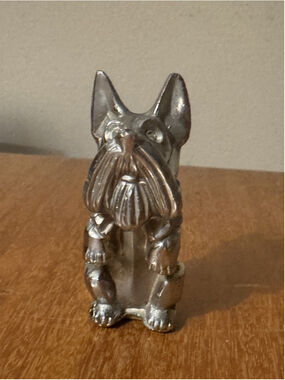 Antique Scottish Terrier Metal Figurine 2” Vintage Scottie Dog Spelter Piece